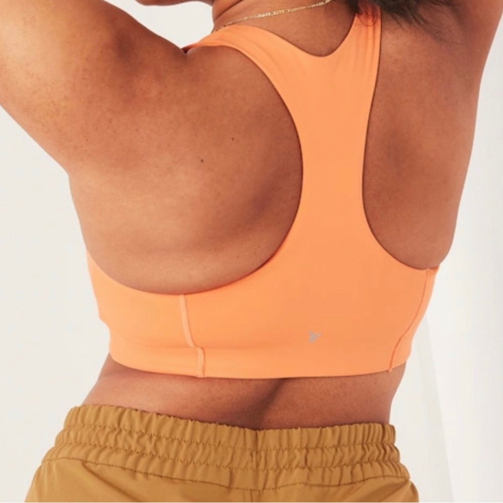 Old Navy Medium Support PowerSoft Racerback Sports Bra - 2X - Picture 4 of 4